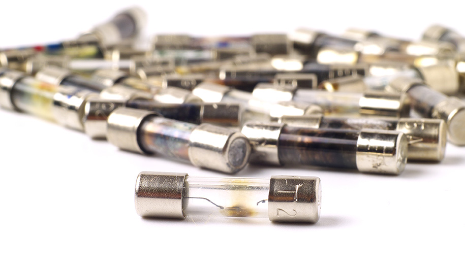How to Fix a Blown Fuse: 6 Steps
